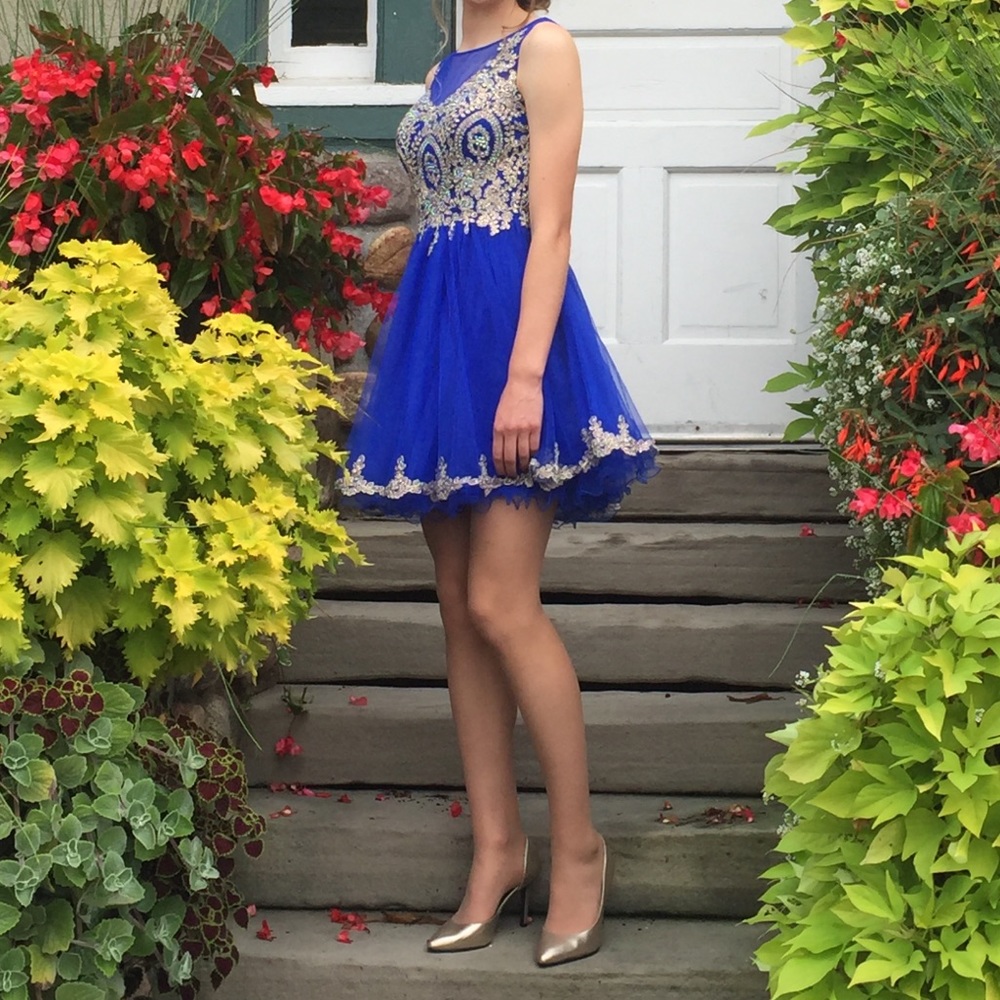 Short formal prom dress cobalt blue full skirt